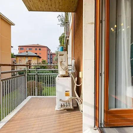 Wi-fi, Balcony, Kitchenette And Bathroom Apartamento *