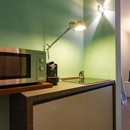 Wi-fi, Balcony, Kitchenette And Bathroom Apartman